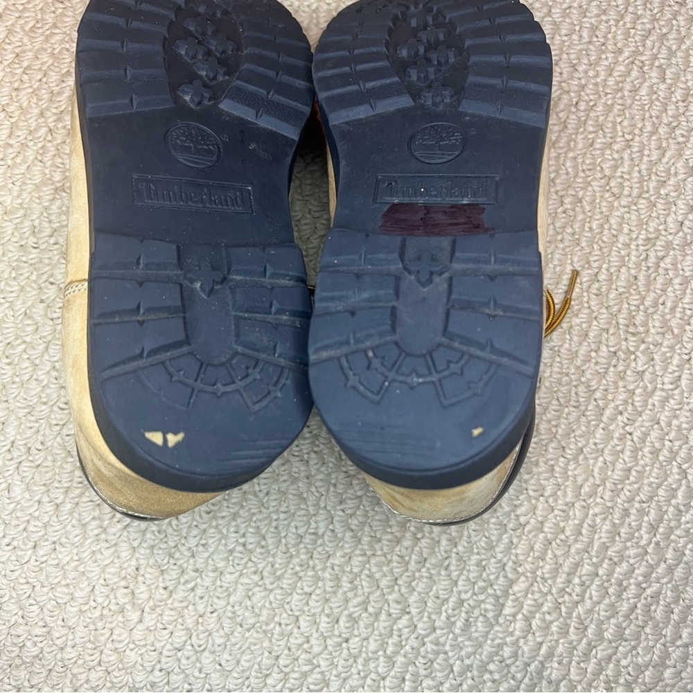 Boy’s Timberland Brown Field Boots - Picture 4 of 11